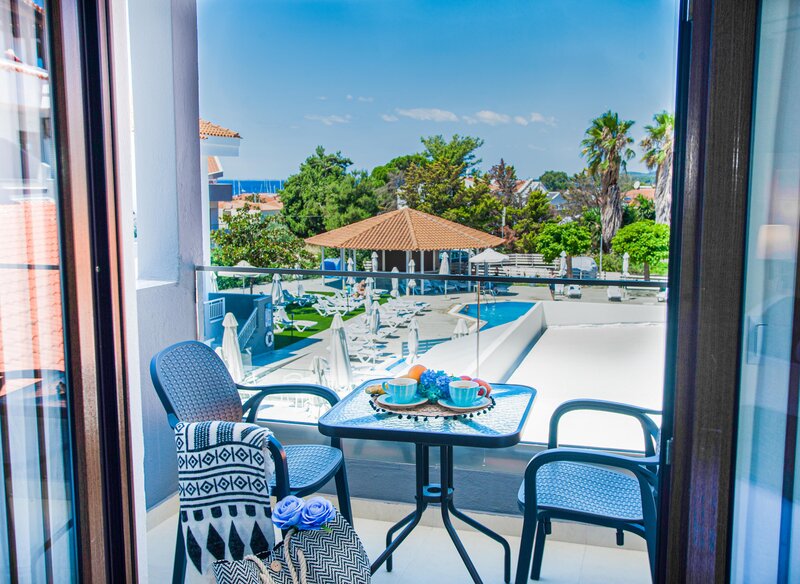 Acrotel Lily Ann Village 36