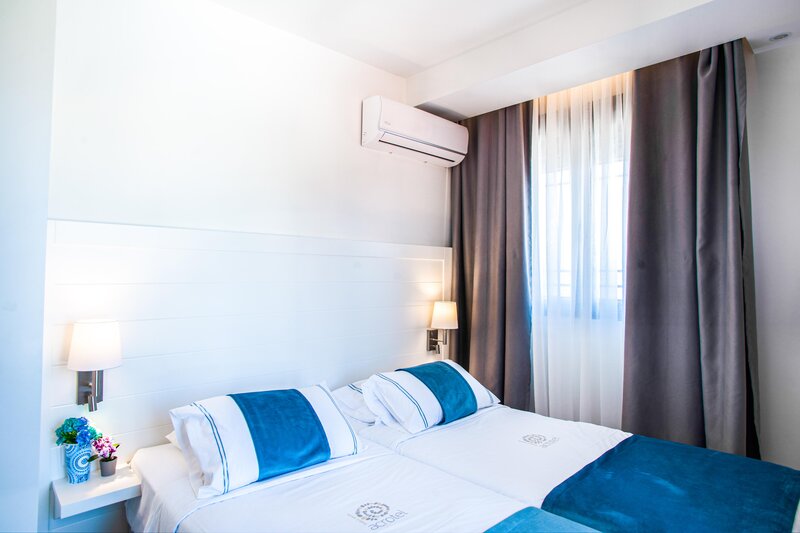 Acrotel Lily Ann Village 42