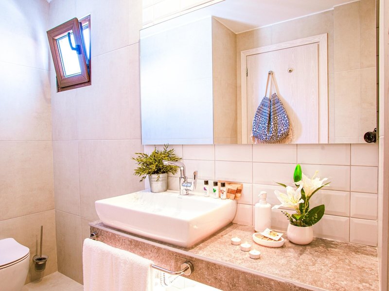 Acrotel Lily Ann Village 31