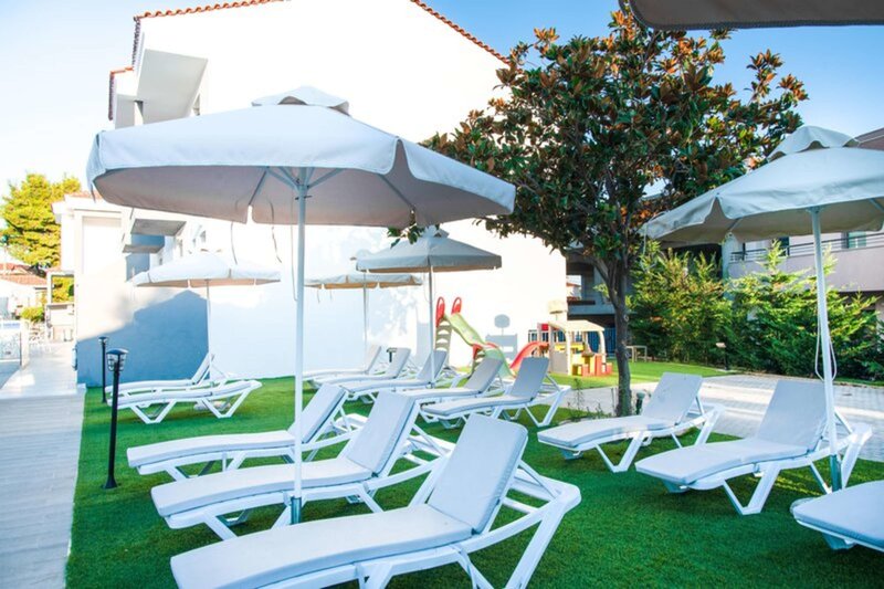 Acrotel Lily Ann Village 7