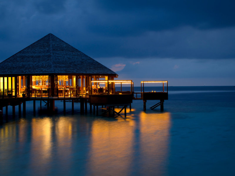 Lily Beach Resort & Spa Huvahendhoo 19
