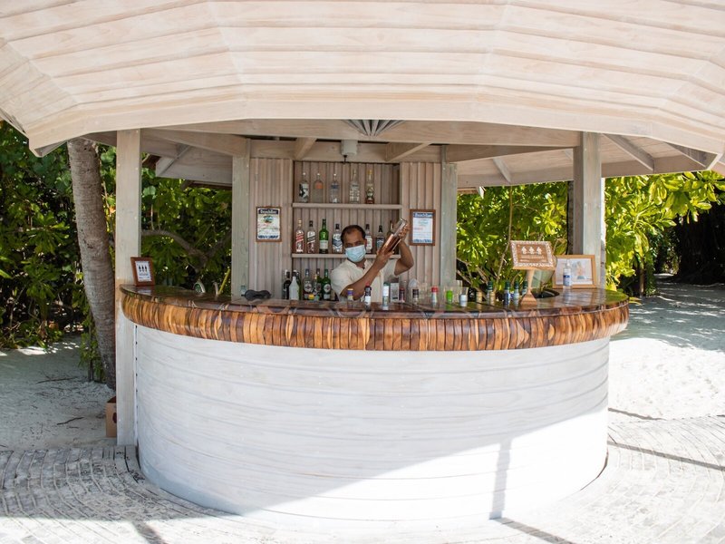 Lily Beach Resort & Spa Huvahendhoo 32