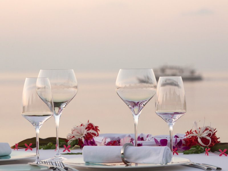 Lily Beach Resort & Spa Huvahendhoo 20