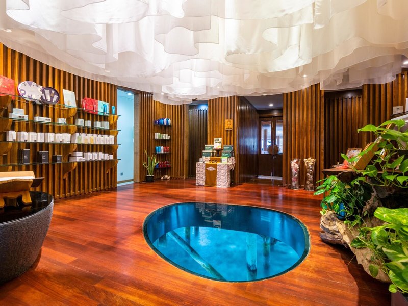 Lily Beach Resort & Spa Huvahendhoo 46