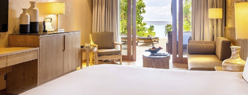 Lily Beach Resort & Spa 10