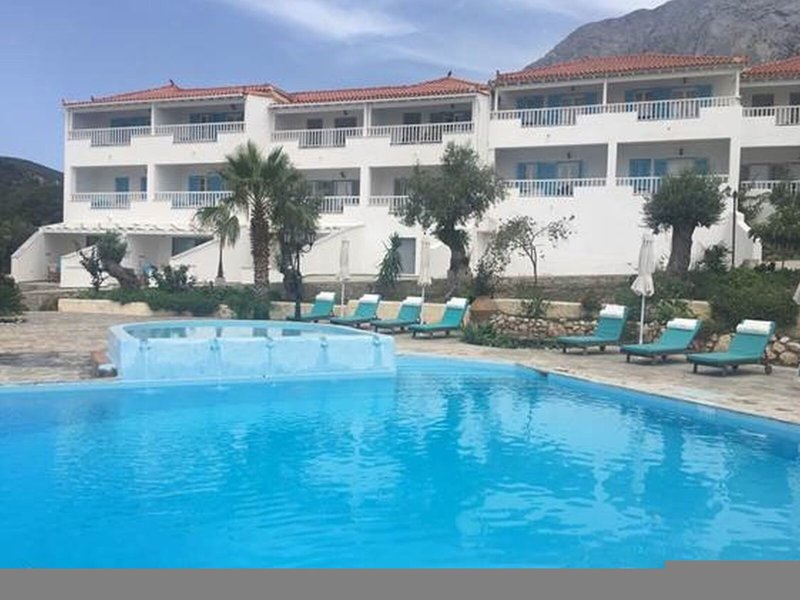 Limnionas Bay Village 11