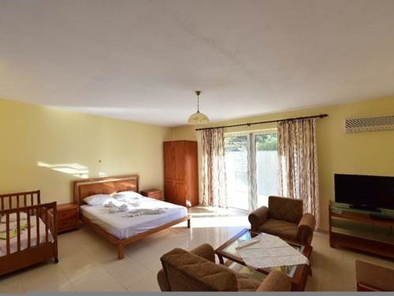 Limnionas Bay Village 14