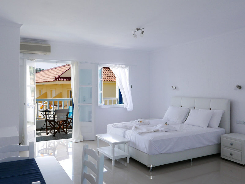 Limnionas Bay Village 25