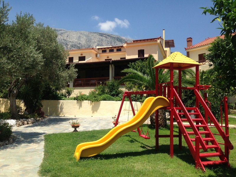 Limnionas Bay Village 9
