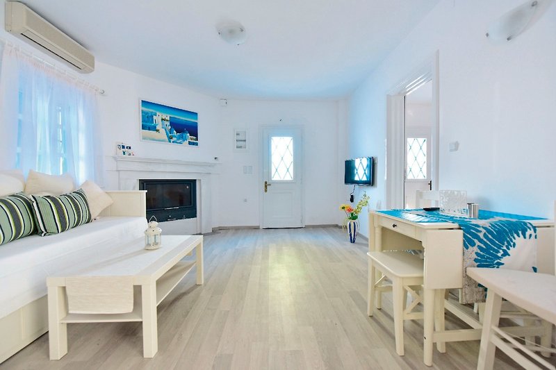 Limnionas Bay Village 10