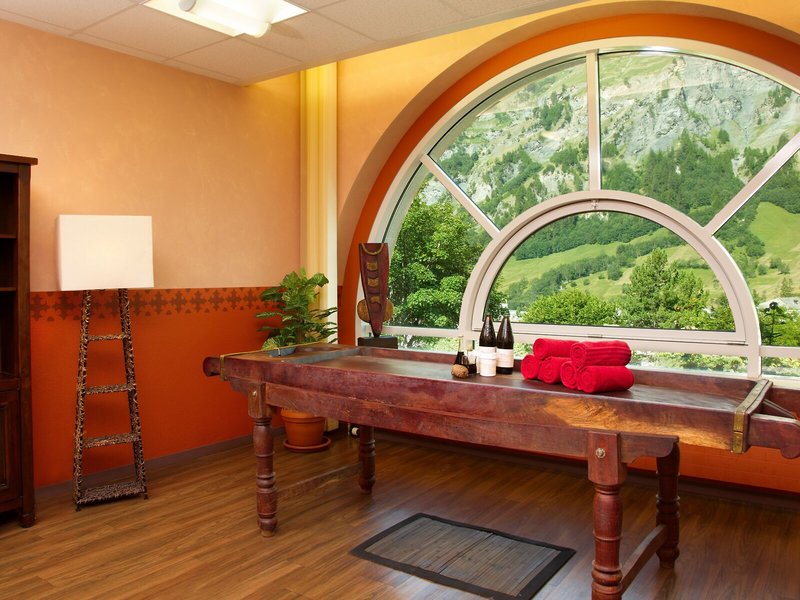 Thermalhotels & Walliser Alpentherme Leukerbad 25