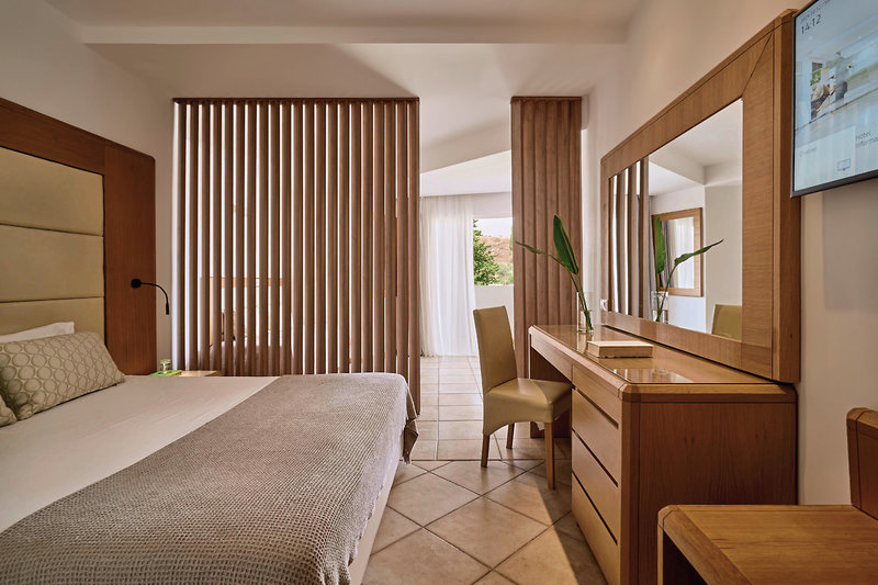 COOEE Lindos Royal 18