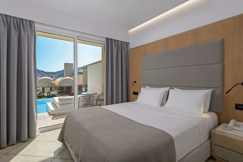 COOEE Lindos Royal 32