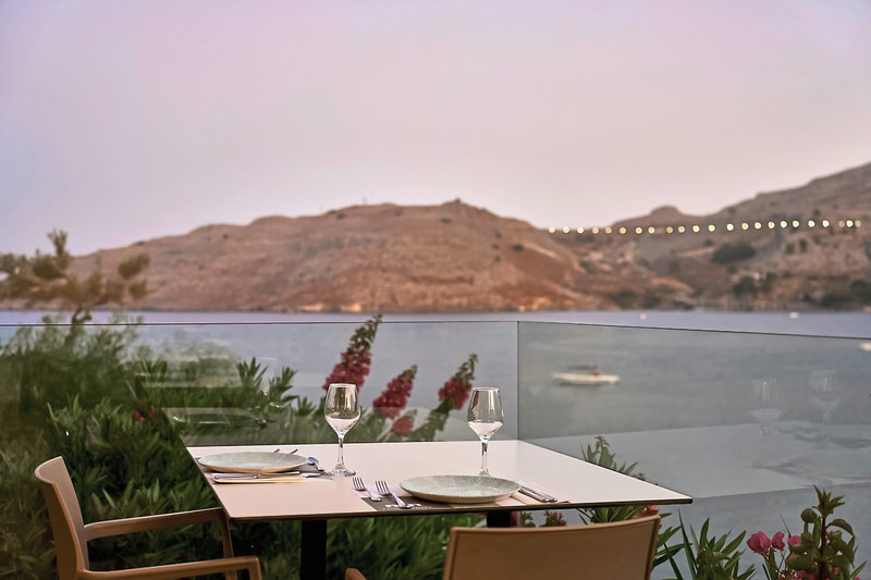 COOEE Lindos Royal 38