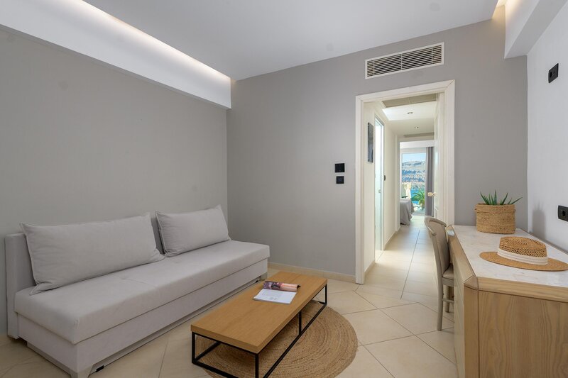 COOEE Lindos Royal 58