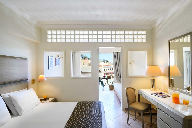 COOEE Lindos Royal 63