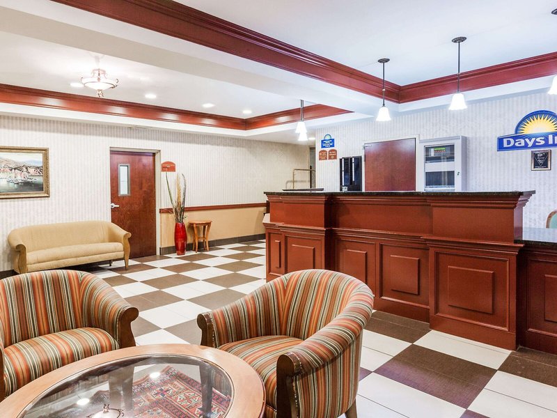 Days Inn by Wyndham Budd Lake 2