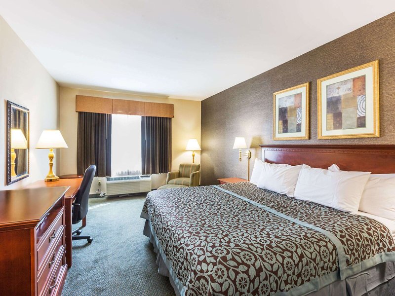 Days Inn by Wyndham Budd Lake 14