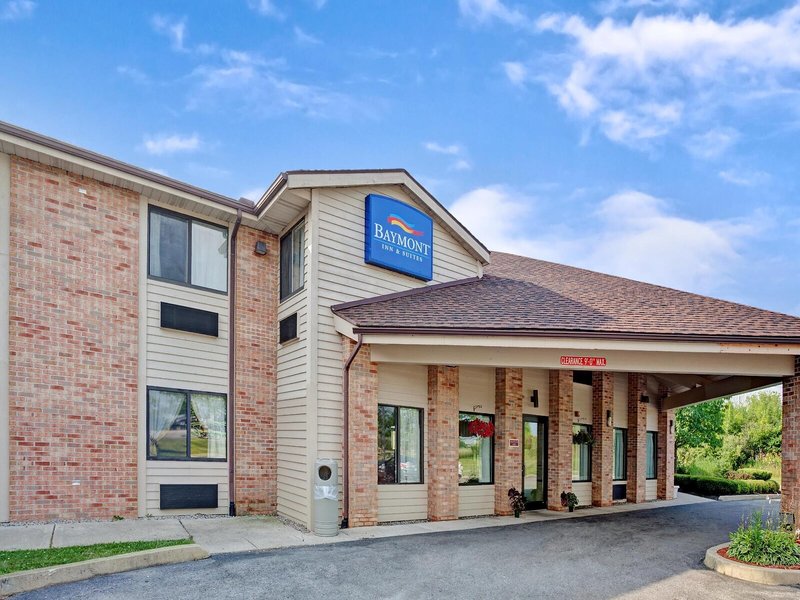 Baymont Inn & Suites Monroe