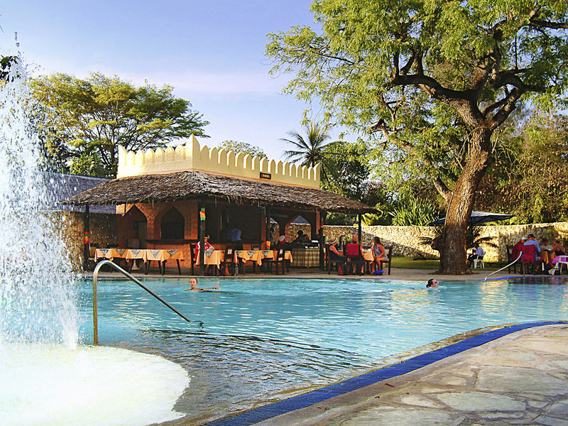 Bamburi Beach Hotel 8
