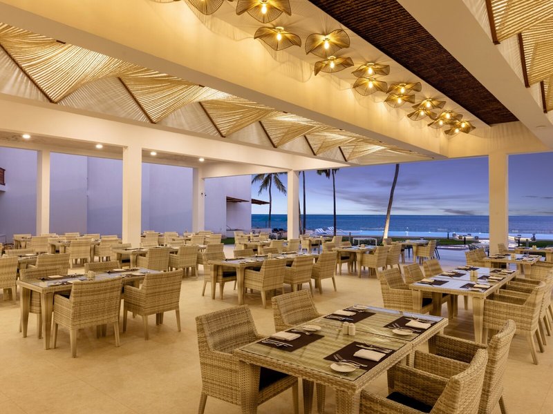 Bamburi Beach 10 - Restaurant