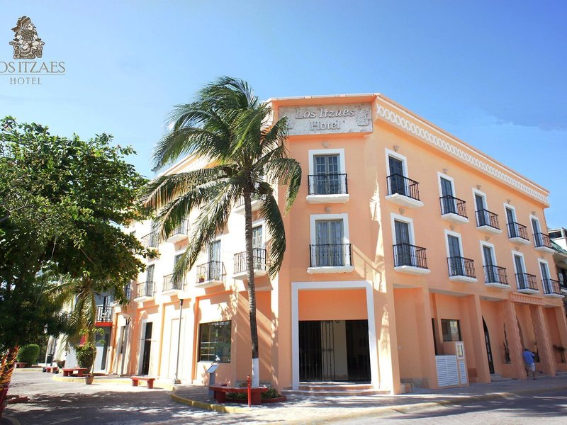 Los Itzaes Hotel 1