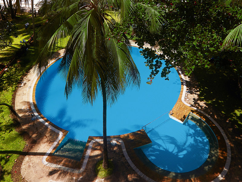 Neptune Beach Resort 16