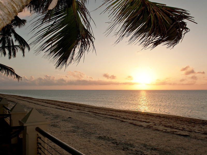 Neptune Beach Resort 4