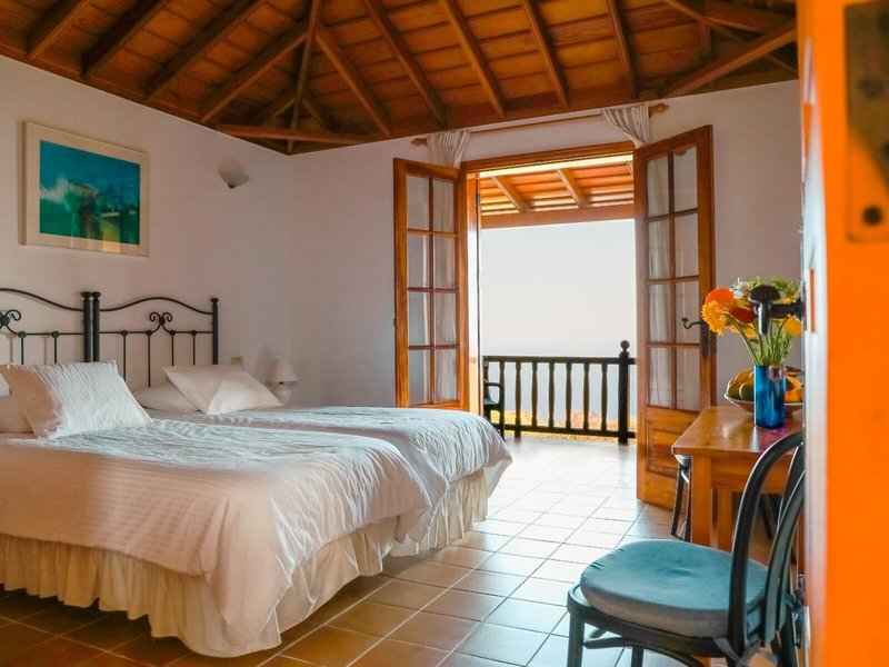 Los Pajeros Villas 25 - Room Example