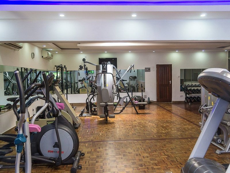 Travellers Beach Hotel & Club  19