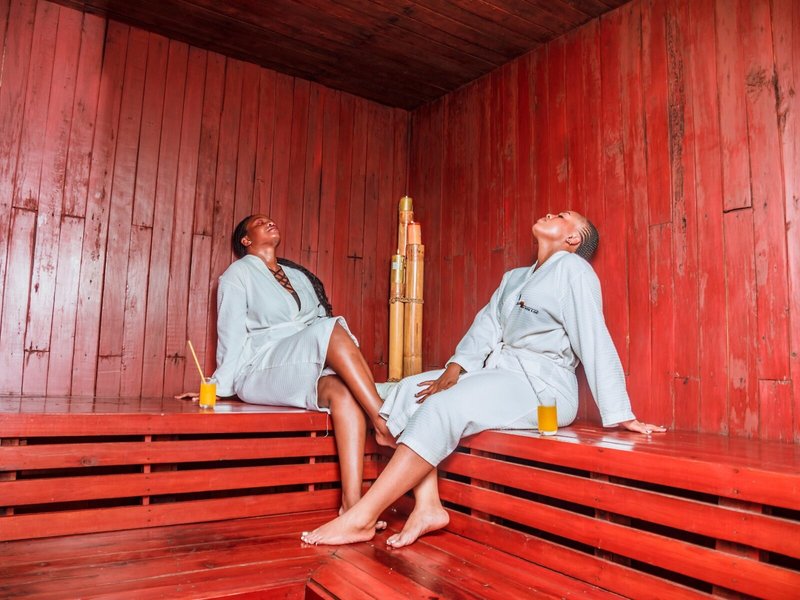 Travellers Beach Hotel & Club  29