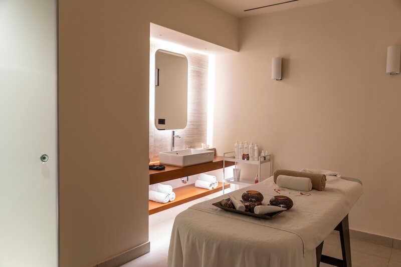 TUI BLUE Kerkyra Golf 72