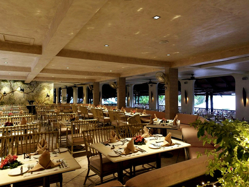 Diani Reef Beach Resort & Spa 11