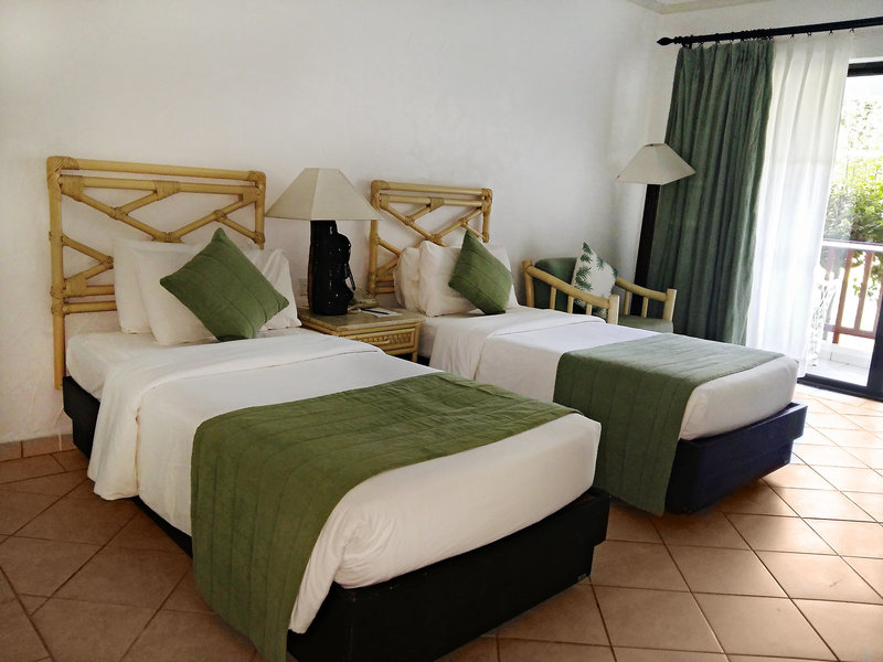 Diani Reef Beach Resort & Spa 36
