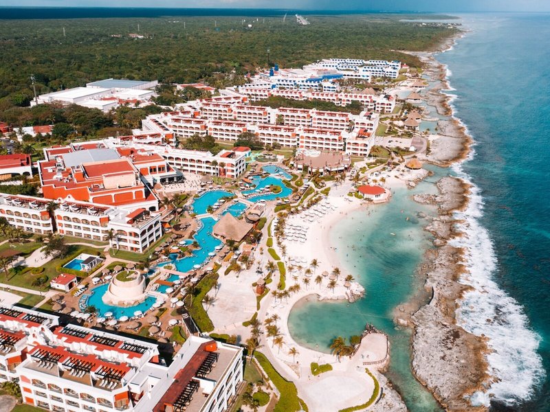 Hard Rock Hotel Riviera Maya 12