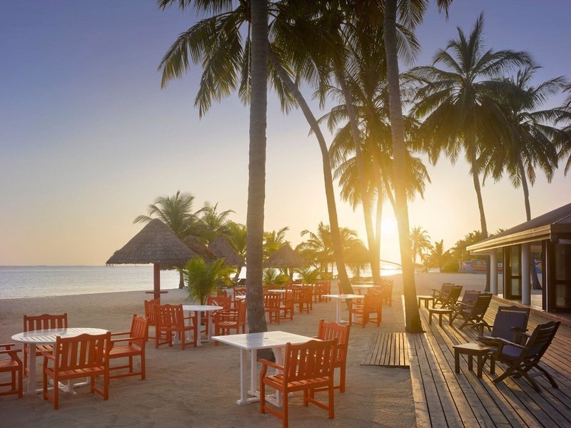 Sun Island Resort & Spa 36