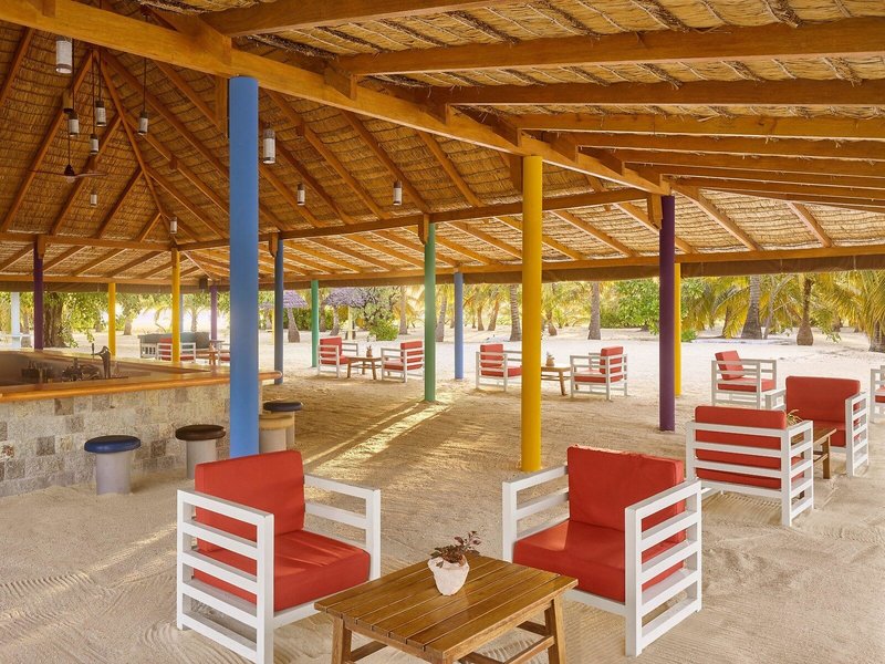 Sun Island Resort & Spa 38