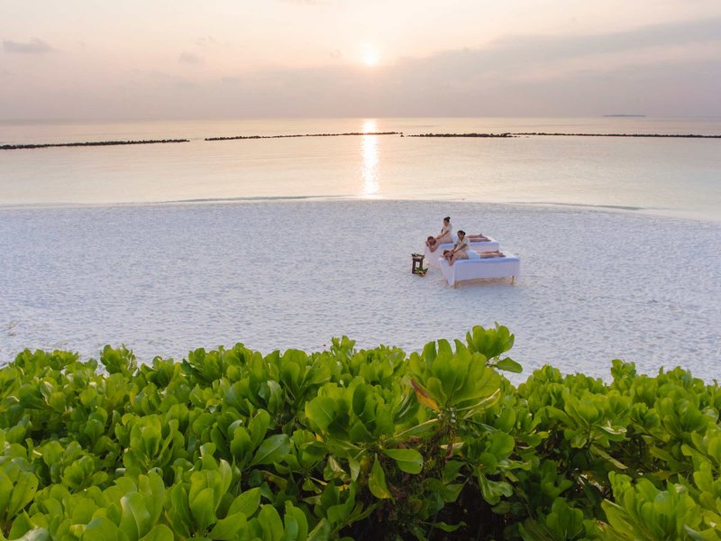 Royal Island Resort & Spa 2