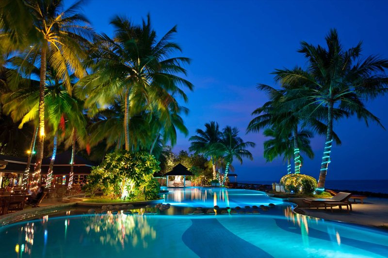 Royal Island Resort & Spa 3