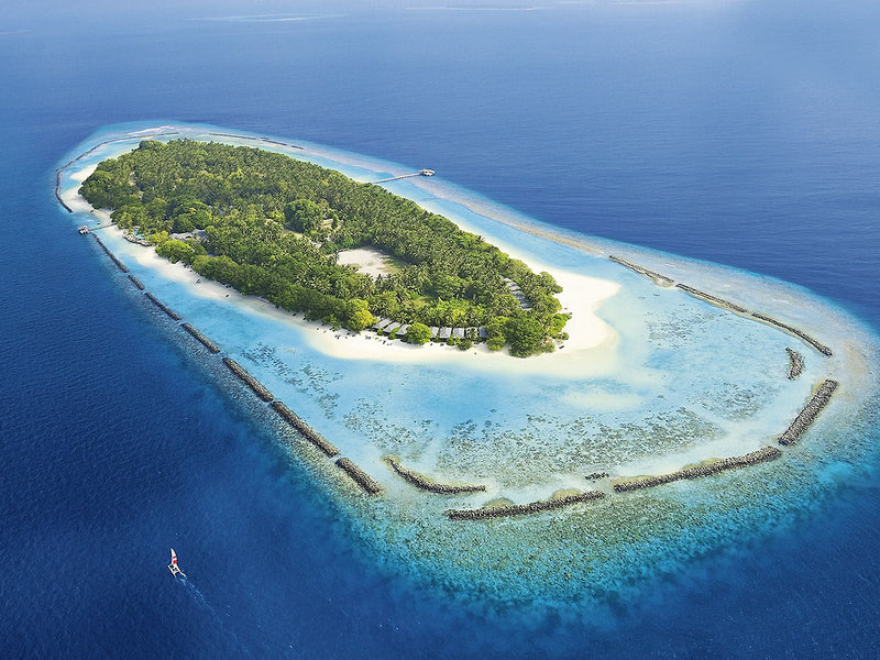 Royal Island Resort & Spa 13