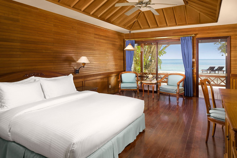 Royal Island Resort & Spa 4