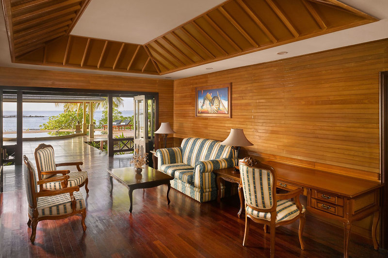 Royal Island Resort & Spa 12