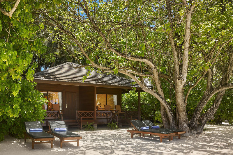 Royal Island Resort & Spa 14