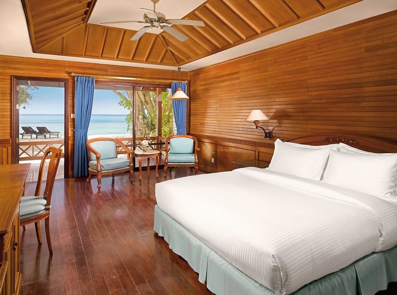 Royal Island Resort & Spa 6