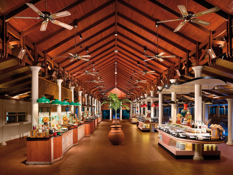 Royal Island Resort & Spa 14