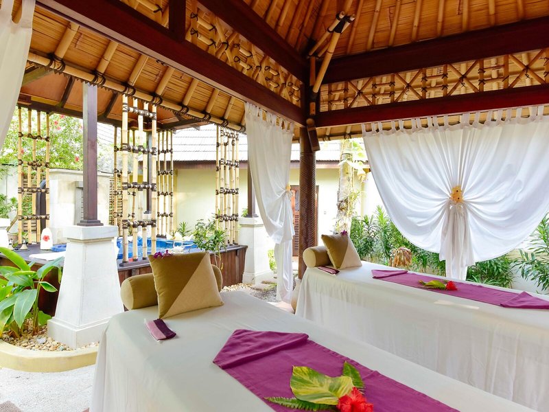 Royal Island Resort & Spa 1