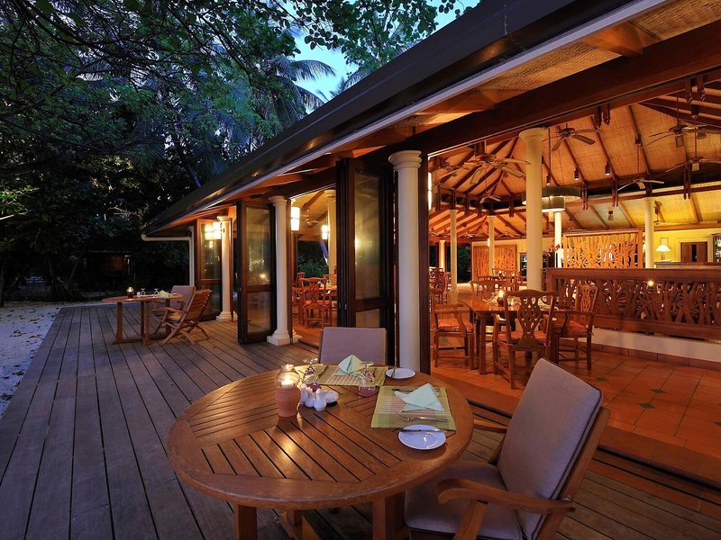 Royal Island Resort & Spa 29