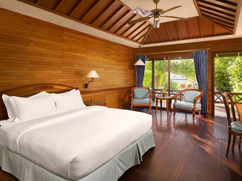 Royal Island Resort & Spa 50