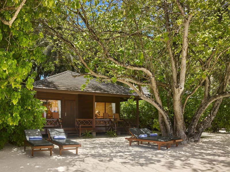 Royal Island Resort & Spa 7