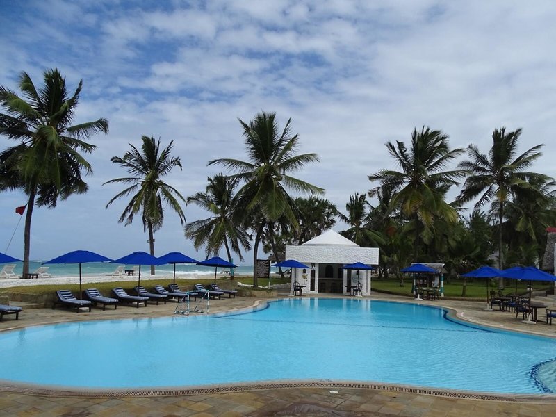 Jacaranda Indian Ocean Beach Resort 4